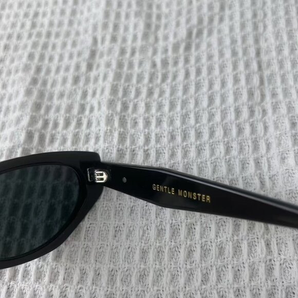 NO.683 NEW GENTLE MONSTER Rococo 01 Black Sunglasses Authentic - Picture 7 of 10